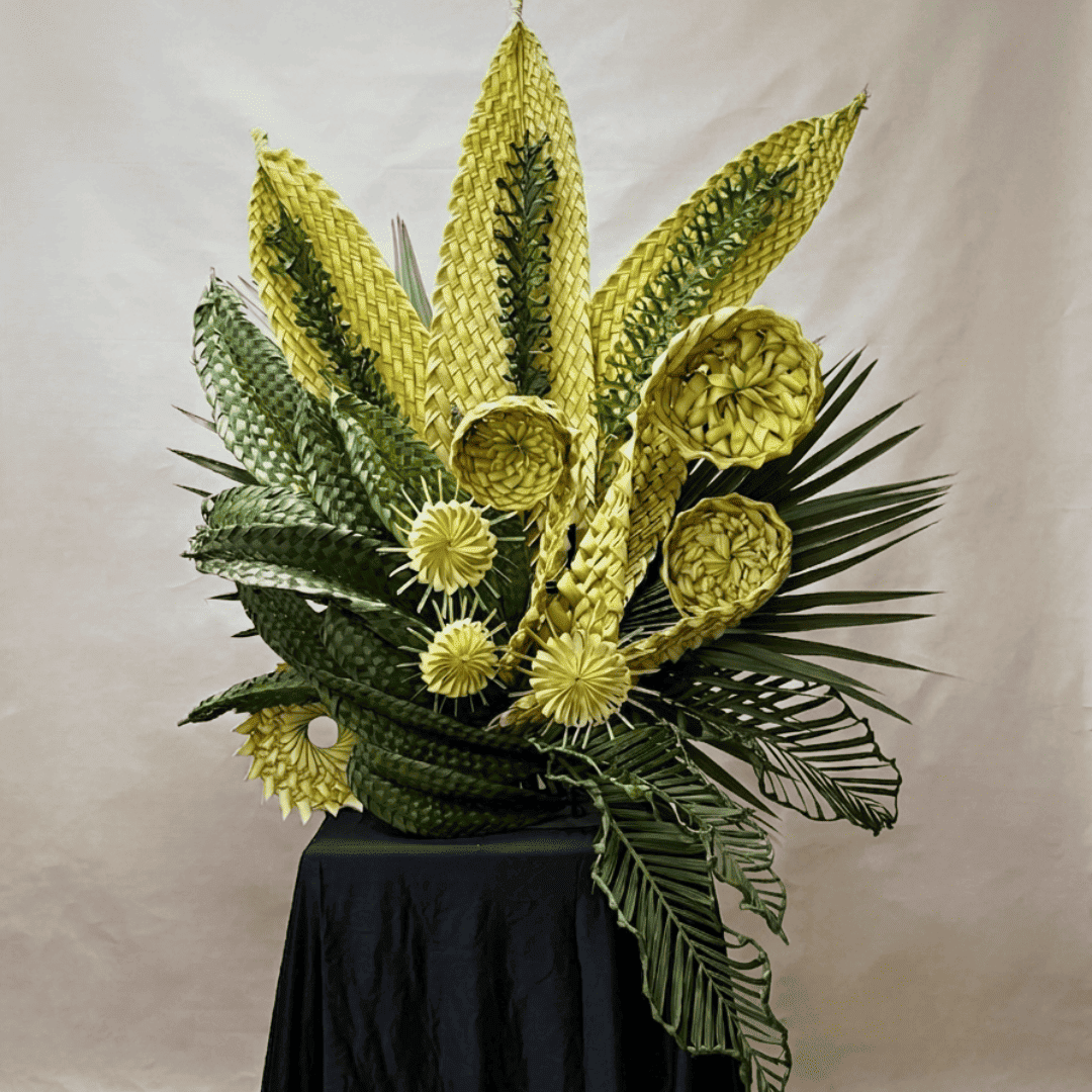 Interlaced Elegance